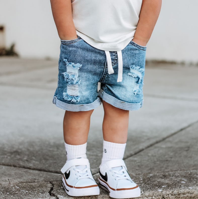 Little Bipsy - Distressed Denim Short: 7Y