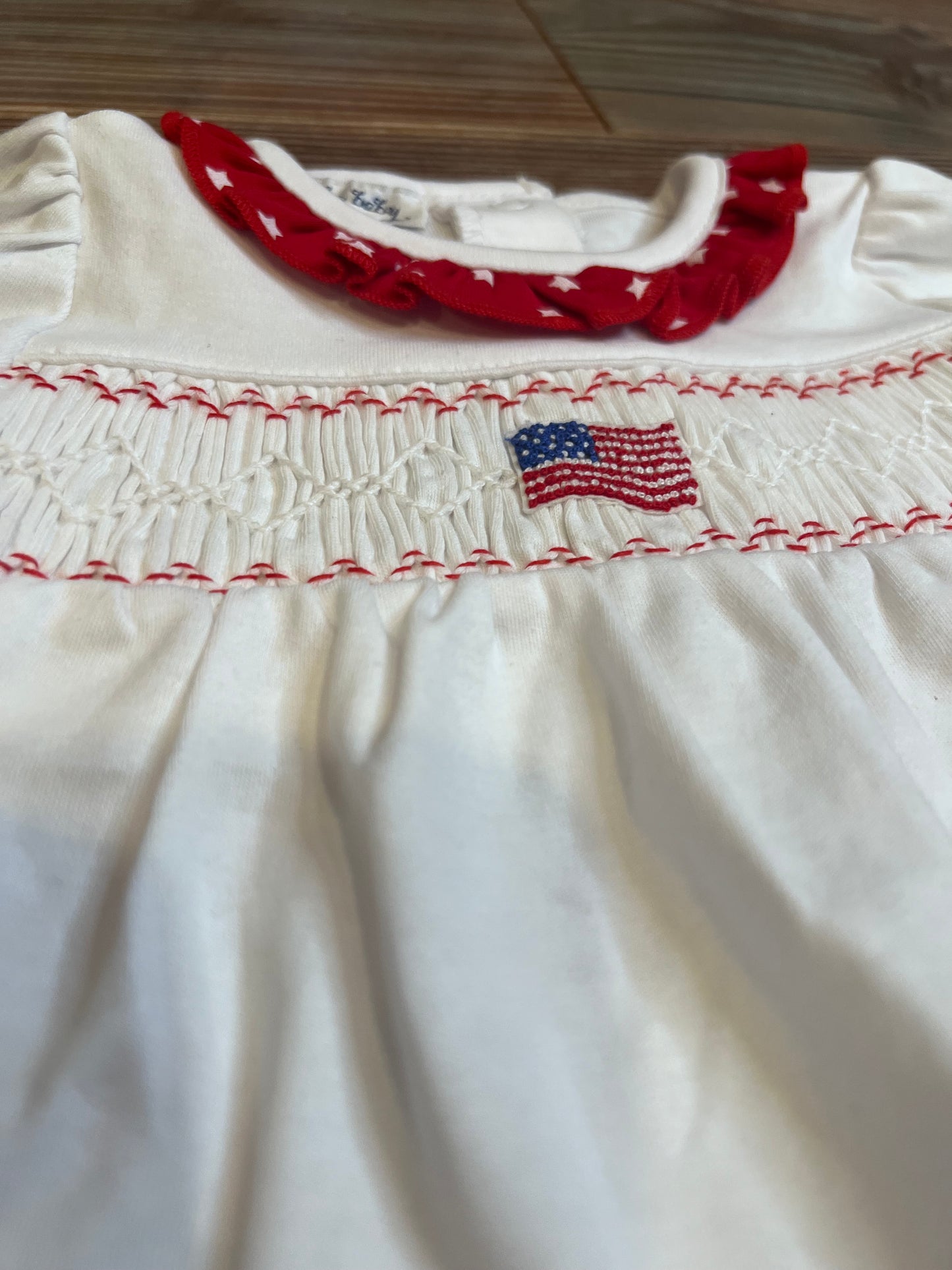 Smocked Ruffle 2 Piece Flag Set