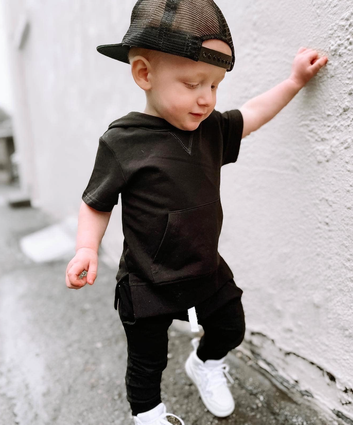 Little Bipsy - Short Sleeve Hoodie - Black: 7Y