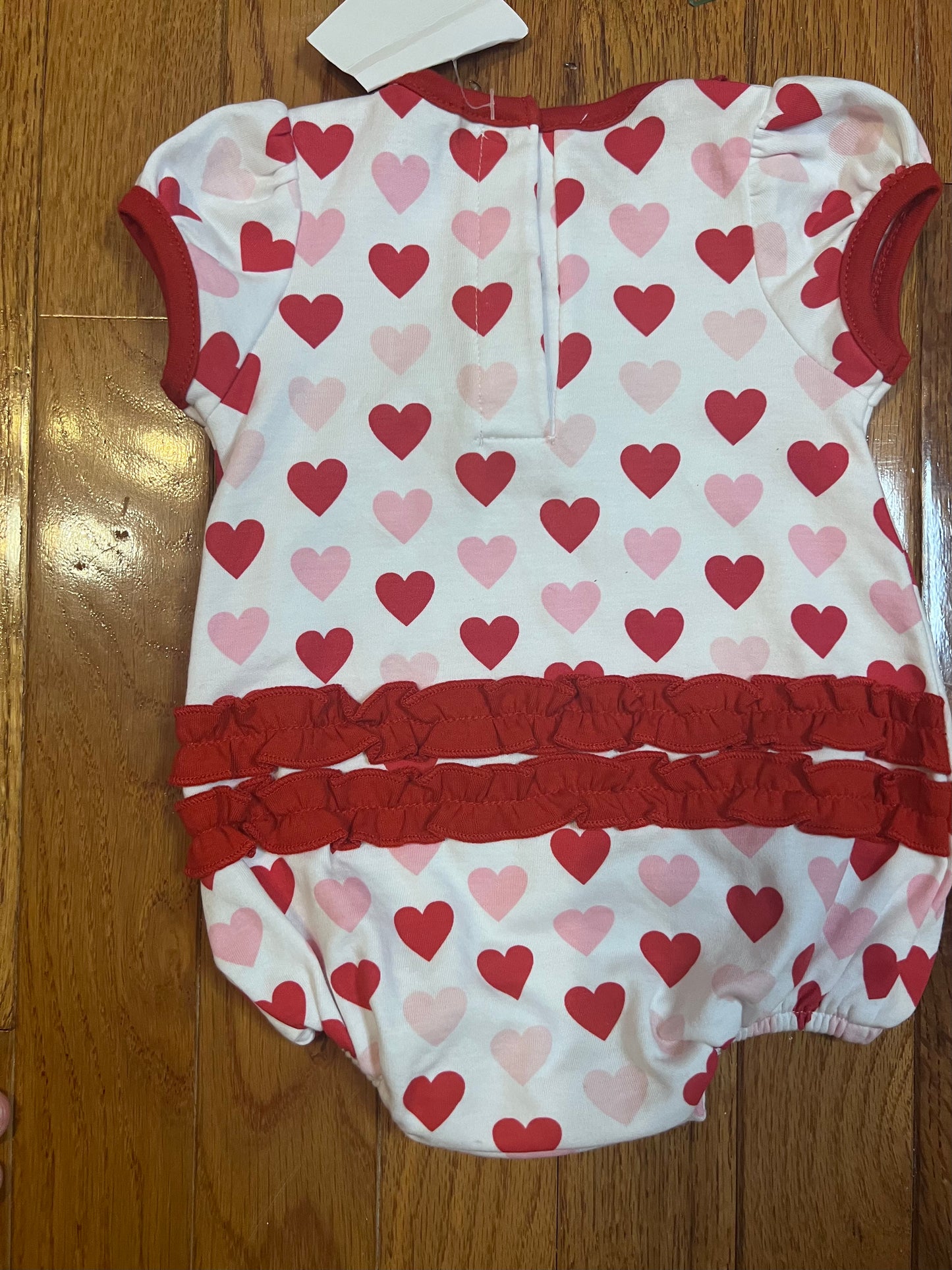 Valentine Heart Ruffle Bubble